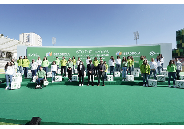 foto noticia Iberdrola extiende su compromiso por la igualdad a más de 600.000 mujeres deportistas.